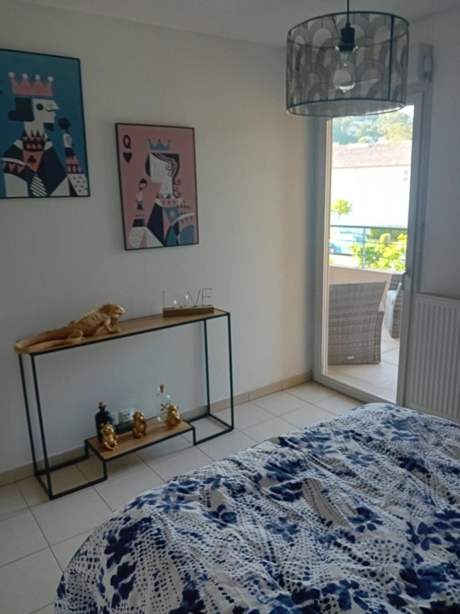 Superbe Appartement T2 Cuers Extérieur photo